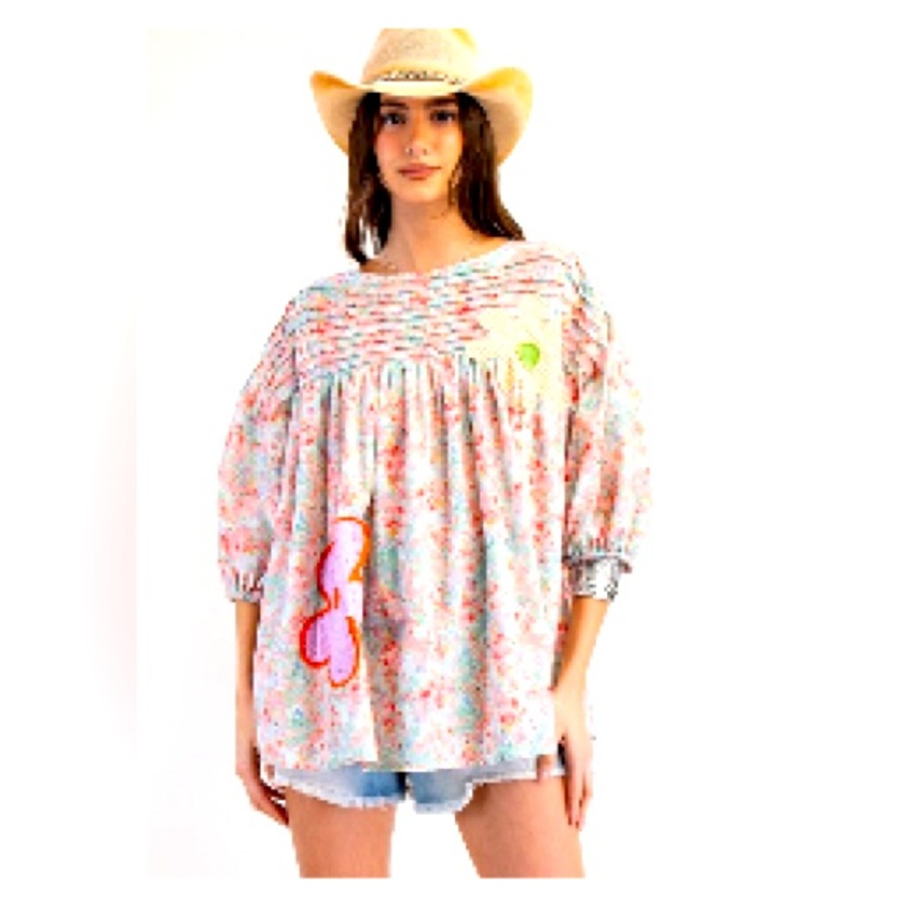 Easel Baby Doll Top - Flower Appliqué - NEW - NWT (oversized…can fit a Large/XL)
